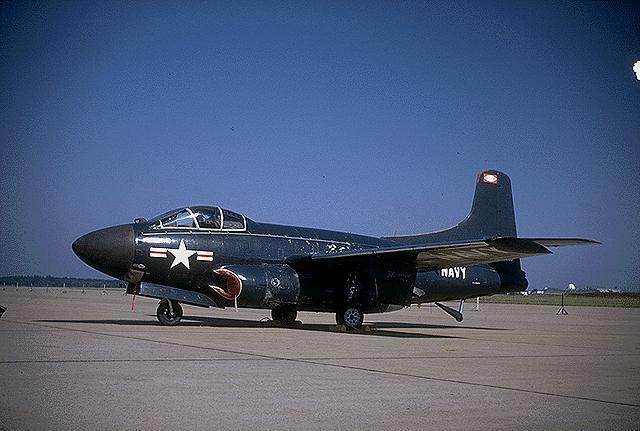 yf-12 洛克希德sr-71的战斗型,3马赫的截击机,用于对付苏联的超音速